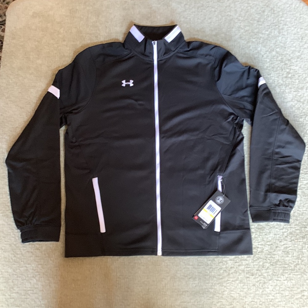 New!!! Under Armour Women’s warm up zip front Jacket